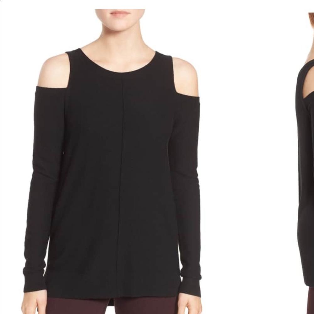 Good condition Trouve Cold-Shoulder Top